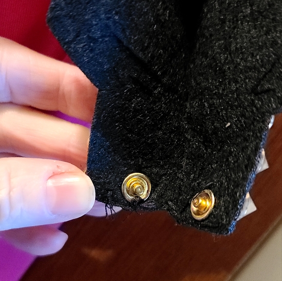 Nicki Minaj RARE pink long sleeve spiked shoulder pad top NWT - Picture 9 of 9